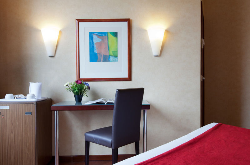 Hotel Arosa Мадрид Екстер'єр фото