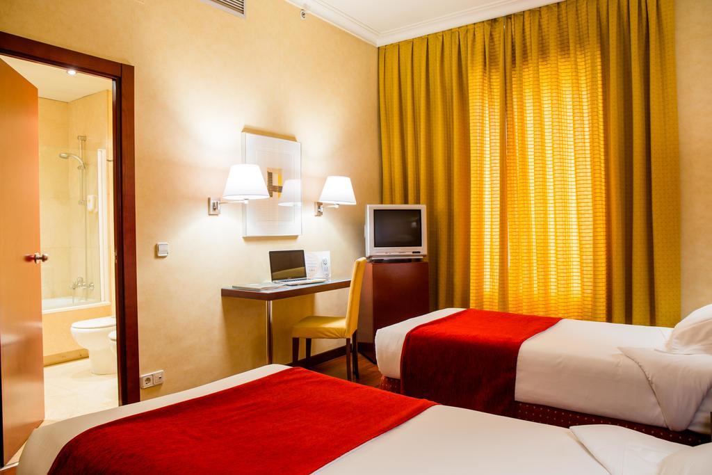 Hotel Arosa Мадрид Екстер'єр фото